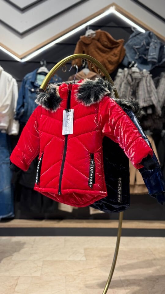 Kız Çocuk Kapüşonlu Kürk Detaylı Şişme Mont (2–5 Yaş)