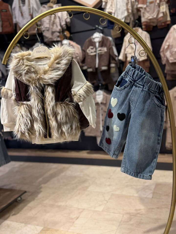 KIZ ÇOCUK KÜRKLÜ YELEKLİ JEAN PANTOLON 3,LÜ KONBİN