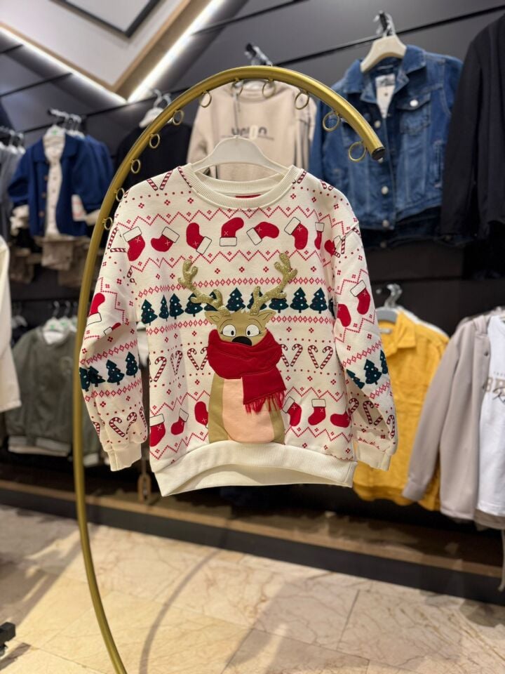 Yılbaşı Temalı Baskılı Sweatshirt