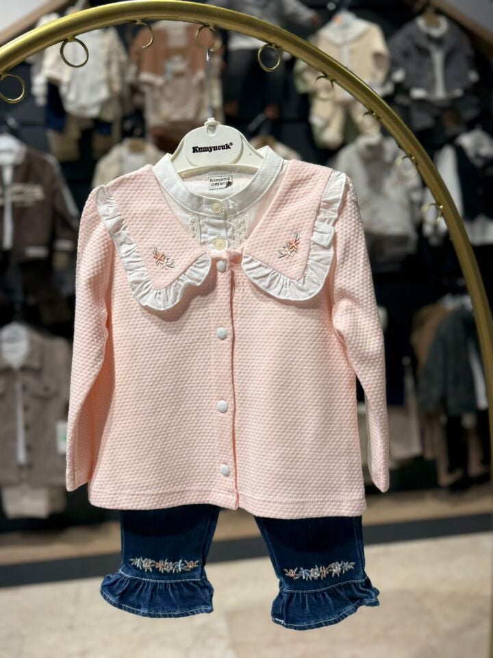 KIZ ÇOCUK NAKIŞ DETAYLI JEAN PANTOLON GÖMLEK HIRKA KONBİN