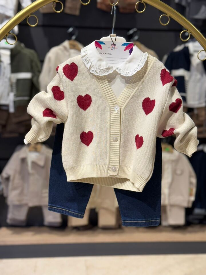 Kalp Desenli Triko Hırka & Gömlek & Jean Pantolon Kız Çocuk 3’lü Takım