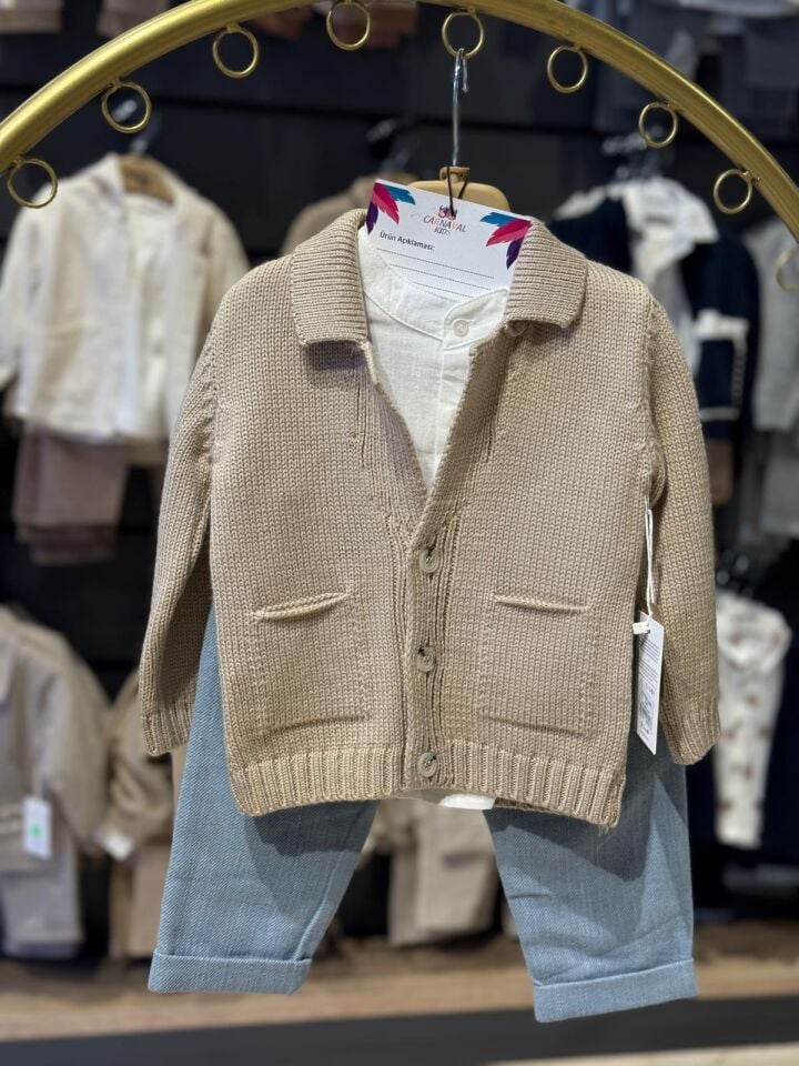 Erkek Bebek 3 Parça Ay Grubu Triko Hırkalı Takım