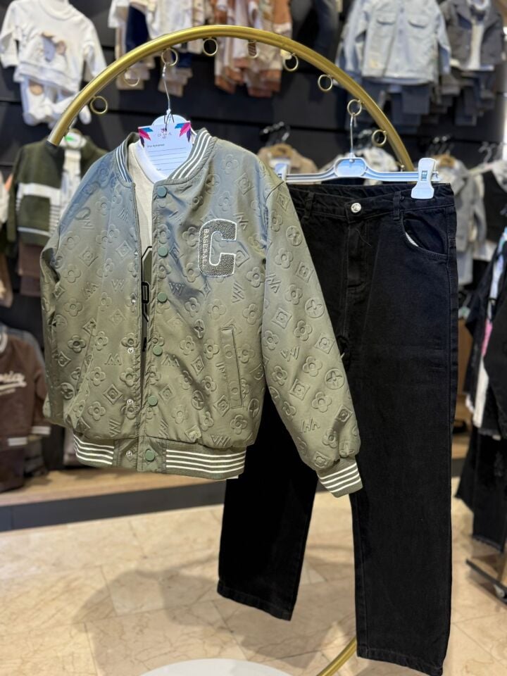 Kabartma Desenli Bomber Ceketli Çocuk Takımı