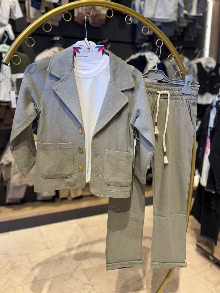 Erkek Çocuk Ceketli 3’lü Takım