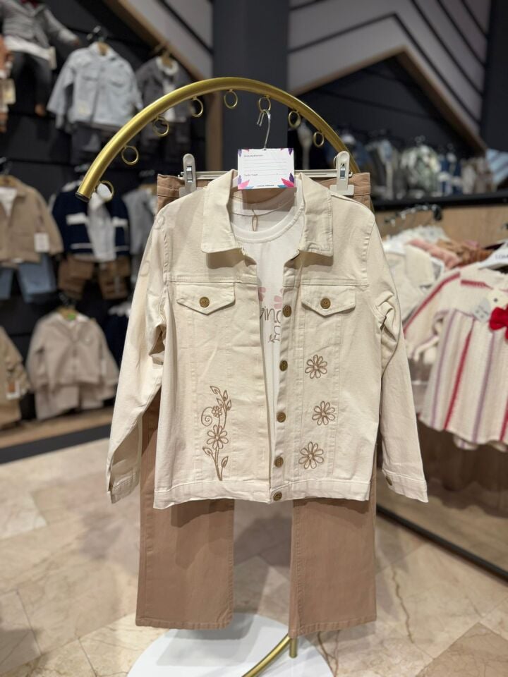Kız Çocuk Nakışlı Ceket, Tişört ve Pantolon Takımı