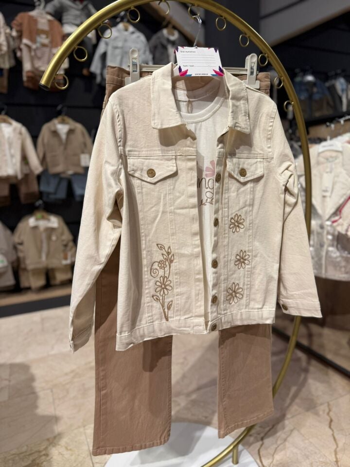 Kız Çocuk Nakışlı Ceket, Tişört ve Pantolon Takımı