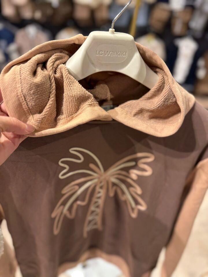 Escabel Kapüşonlu Nakış Detaylı Sweatshirt